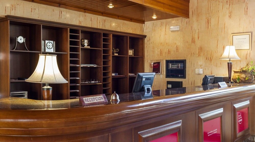 Aparthotel Ilunion Sancti Petri Novo Sancti Petri Extérieur photo