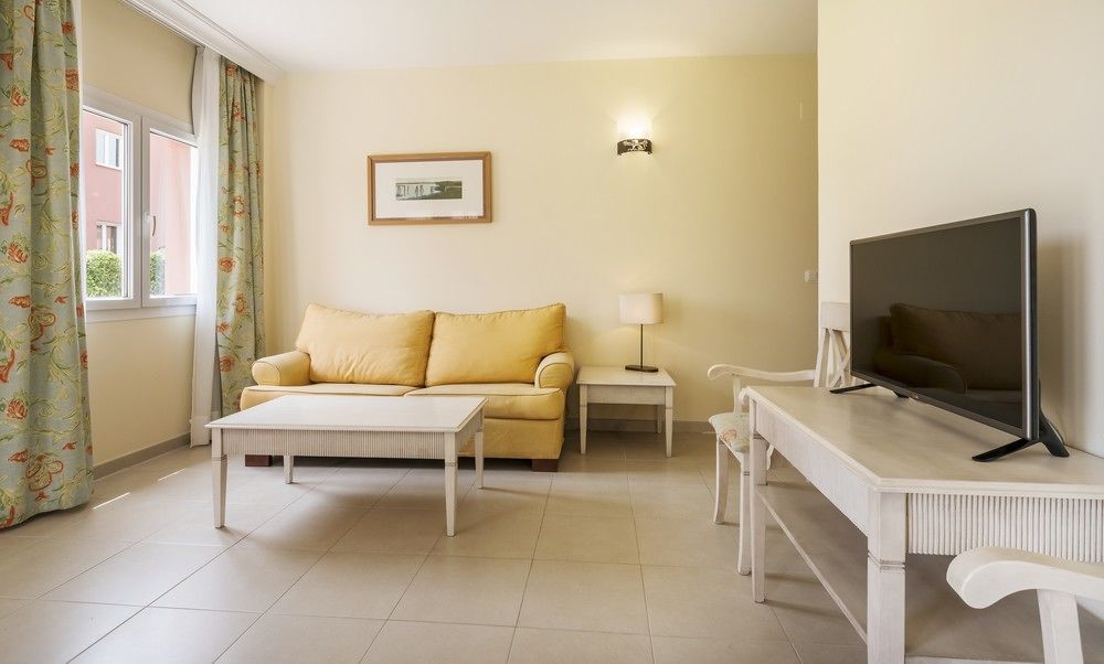 Aparthotel Ilunion Sancti Petri Novo Sancti Petri Extérieur photo