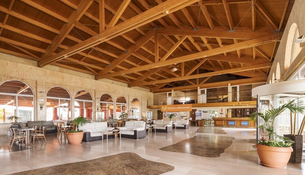 Aparthotel Ilunion Sancti Petri Novo Sancti Petri Extérieur photo
